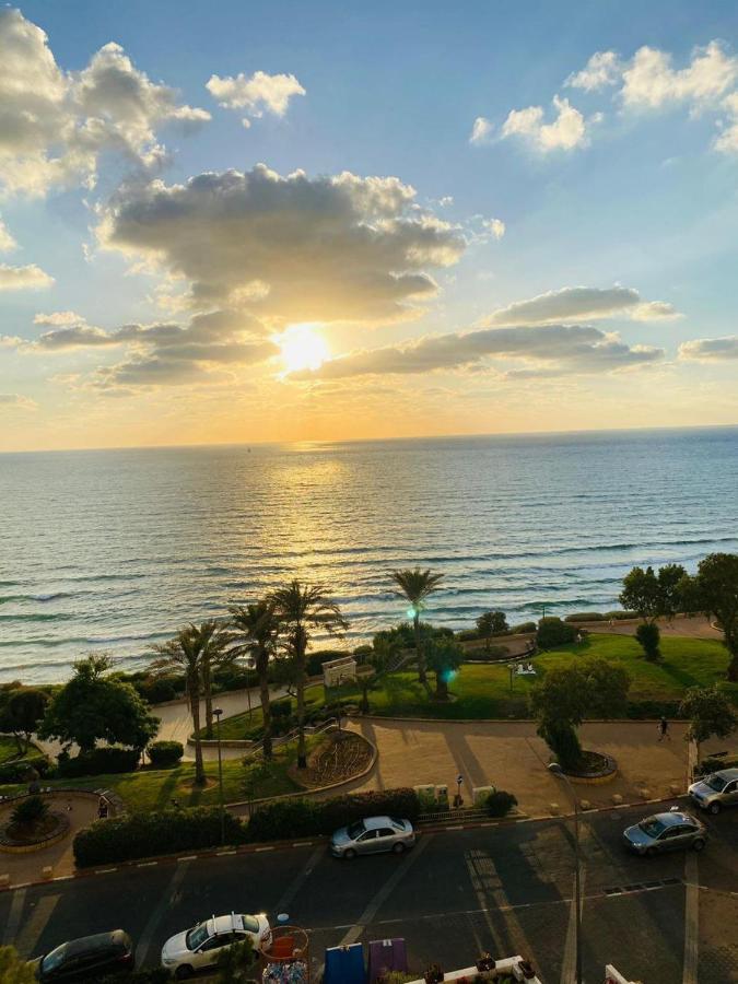 Nitsa Sea View Luxurious Apartment Netánja Kültér fotó
